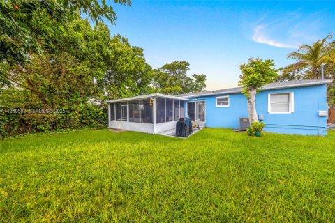 Купить виллу или дом в Холливуд, Флорида 2 спальни, 108.88м2, № 1830785 - фото 20