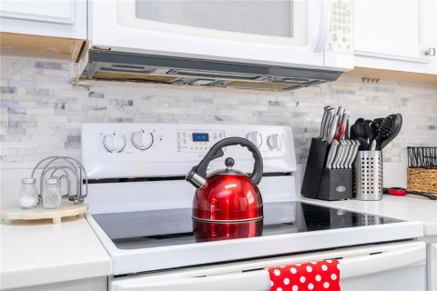 Купить таунхаус в Киссимми, Флорида 3 комнаты, 120.31м2, № 2115711 - фото 8