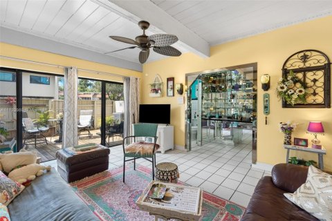 Touwnhouse à vendre à Plantation, Floride: 3 chambres, 196.95 m2 № 1667253 - photo 13