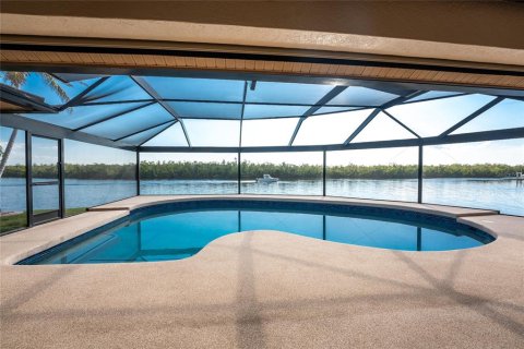 Casa en venta en Punta Gorda, Florida, 3 dormitorios, 248.98 m2 № 1517540 - foto 3