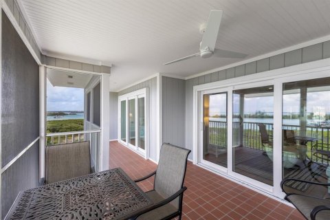 Condo in Boca Grande, Florida, 2 bedrooms  № 2105947 - photo 29