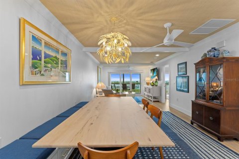 Condo in Boca Grande, Florida, 2 bedrooms  № 2105947 - photo 11