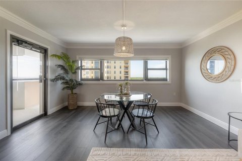 Condo in Tampa, Florida, 2 bedrooms  № 2149040 - photo 18