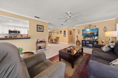 Villa ou maison à vendre à Palm Harbor, Floride: 2 chambres, 165.18 m2 № 2147670 - photo 26