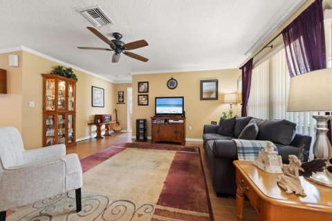 Villa ou maison à vendre à Palm Harbor, Floride: 2 chambres, 165.18 m2 № 2147670 - photo 11