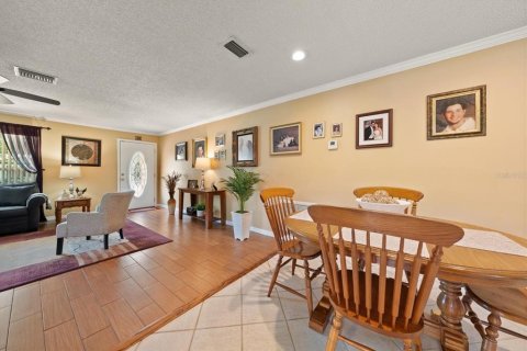 Villa ou maison à vendre à Palm Harbor, Floride: 2 chambres, 165.18 m2 № 2147670 - photo 12