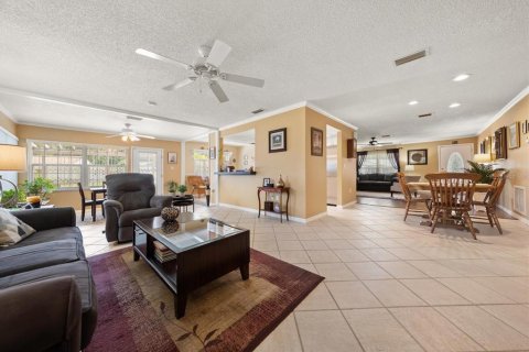 Villa ou maison à vendre à Palm Harbor, Floride: 2 chambres, 165.18 m2 № 2147670 - photo 22