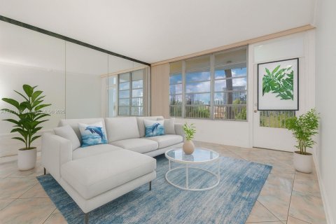 Condominio en venta en Hallandale Beach, Florida, 1 dormitorio, 78.97 m2 № 2035839 - foto 1