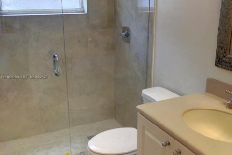 Condominio en venta en Hollywood, Florida, 1 dormitorio, 51.37 m2 № 2008174 - foto 13