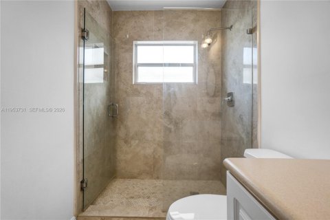 Condominio en venta en Hollywood, Florida, 1 dormitorio, 51.37 m2 № 2008174 - foto 27