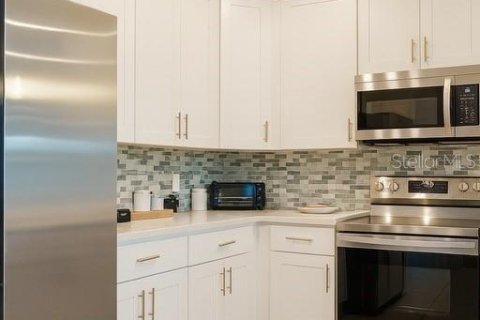 Adosado en alquiler en Kissimmee, Florida, 3 dormitorios, 163.69 m2 № 1914784 - foto 7