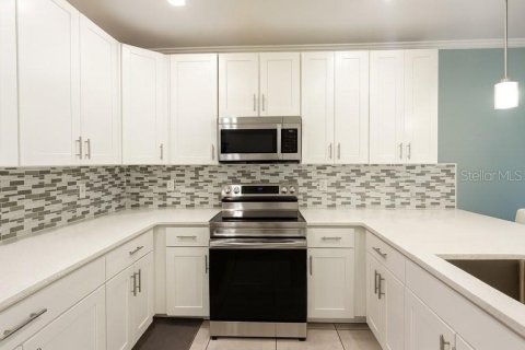 Adosado en alquiler en Kissimmee, Florida, 3 dormitorios, 163.69 m2 № 1914784 - foto 5