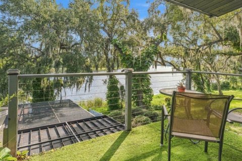 House in Tampa, Florida 4 bedrooms, 355.26 sq.m. № 2406635 - photo 16