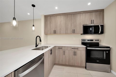 Apartment in Miami, Florida 1 bedroom, 66.15 sq.m. № 2048241 - photo 5