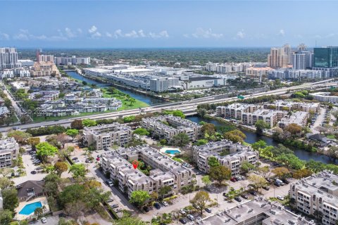 Apartment in Miami, Florida 1 bedroom, 66.15 sq.m. № 2048241 - photo 30