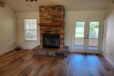 House in High Springs, Florida 3 bedrooms, 164.81 sq.m. № 2224782 - photo 15