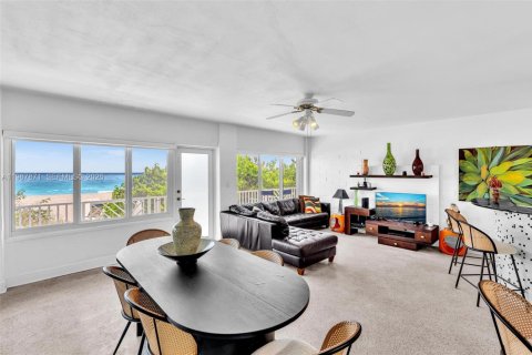 Apartamento en alquiler en Lauderdale-by-the-Sea, Florida, 1 dormitorio, 67.82 m2 № 2051168 - foto 9