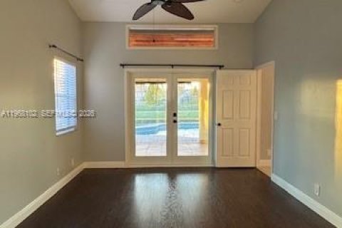 Снять в аренду виллу или дом в Уэстон, Флорида 4 спальни, 190.64м2, № 2033747 - фото 15