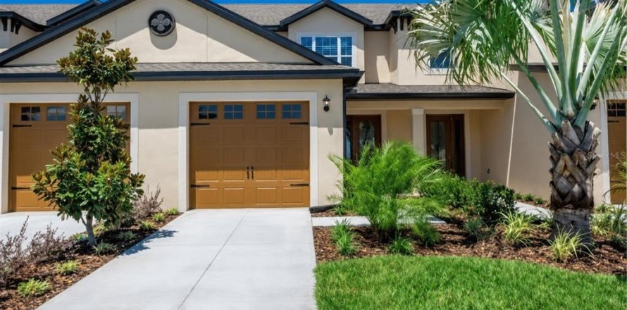 Townhouse in San Antonio, Florida 2 bedrooms, 150.04 sq.m. № 2304490