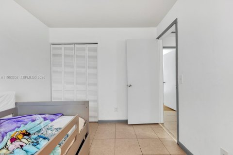 Villa ou maison à vendre à Port St. Lucie, Floride: 3 chambres, 104.42 m2 № 2054729 - photo 16