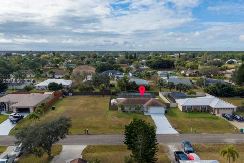 Villa ou maison à vendre à Port St. Lucie, Floride: 3 chambres, 104.42 m2 № 2054729 - photo 28