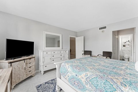 Купить кондоминиум в Палм-Бич, Флорида 3 комнаты, 93.65м2, № 2241832 - фото 14