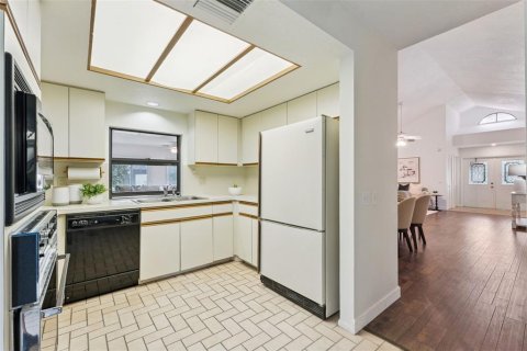 Casa en venta en Orlando, Florida, 3 dormitorios, 192.59 m2 № 2098188 - foto 20