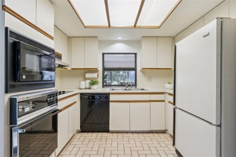 Casa en venta en Orlando, Florida, 3 dormitorios, 192.59 m2 № 2098188 - foto 21