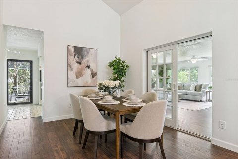 Casa en venta en Orlando, Florida, 3 dormitorios, 192.59 m2 № 2098188 - foto 9