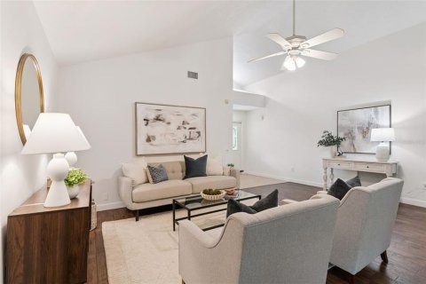 Casa en venta en Orlando, Florida, 3 dormitorios, 192.59 m2 № 2098188 - foto 6