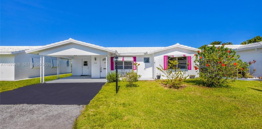 Casa en Pompano Beach, Florida 3 dormitorios, 123.65 m2 № 2059150