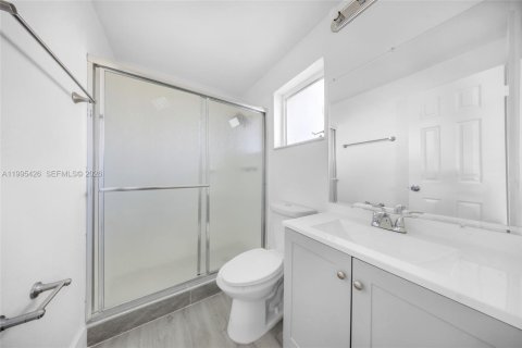Casa en venta en Pompano Beach, Florida, 3 dormitorios, 123.65 m2 № 2059150 - foto 21