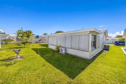 Casa en venta en Pompano Beach, Florida, 3 dormitorios, 123.65 m2 № 2059150 - foto 26
