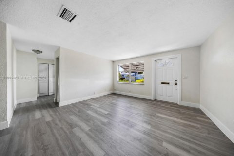 Casa en venta en Pompano Beach, Florida, 3 dormitorios, 123.65 m2 № 2059150 - foto 8