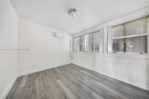 Casa en venta en Pompano Beach, Florida, 3 dormitorios, 123.65 m2 № 2059150 - foto 13