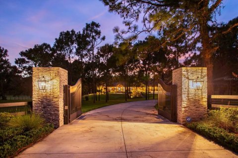 Casa en venta en Apopka, Florida, 3 dormitorios, 192.31 m2 № 2303232 - foto 7