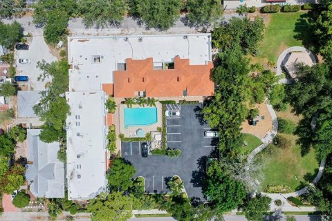 Adosado en venta en Sarasota, Florida, 3 dormitorios, 154.87 m2 № 2220173 - foto 27