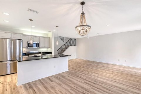 Adosado en venta en Sarasota, Florida, 3 dormitorios, 154.87 m2 № 2220173 - foto 11