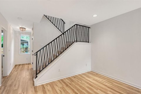 Adosado en venta en Sarasota, Florida, 3 dormitorios, 154.87 m2 № 2220173 - foto 13