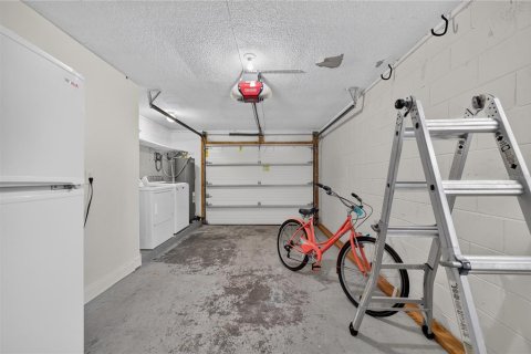 Casa en venta en Tampa, Florida, 2 dormitorios, 123.75 m2 № 2428775 - foto 24