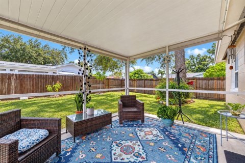 Casa en venta en Tampa, Florida, 2 dormitorios, 123.75 m2 № 2428775 - foto 27