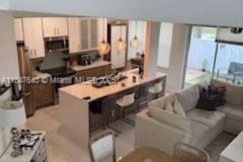Townhouse in Sunrise, Florida 3 bedrooms, 143.16 sq.m. № 1850824 - photo 18