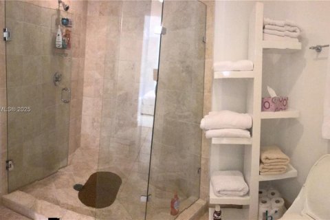 Condominio en venta en Sunny Isles Beach, Florida, 1 dormitorio, 89 m2 № 1842439 - foto 9