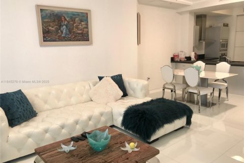 Condominio en venta en Sunny Isles Beach, Florida, 1 dormitorio, 89 m2 № 1842439 - foto 14