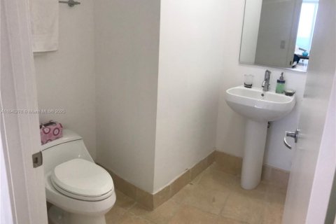 Condominio en venta en Sunny Isles Beach, Florida, 1 dormitorio, 89 m2 № 1842439 - foto 5