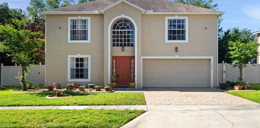 House in Apopka, Florida 4 bedrooms, 279.54 sq.m. № 2093160