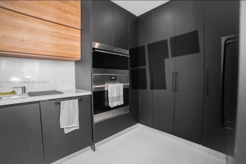 Condominio en venta en Miami Beach, Florida, 3 dormitorios, 196.95 m2 № 2034672 - foto 6