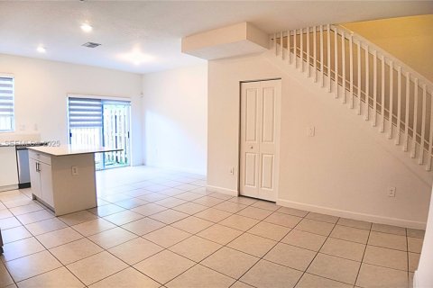 Villa ou maison à louer à Homestead, Floride: 3 chambres, 123.37 m2 № 1986968 - photo 11