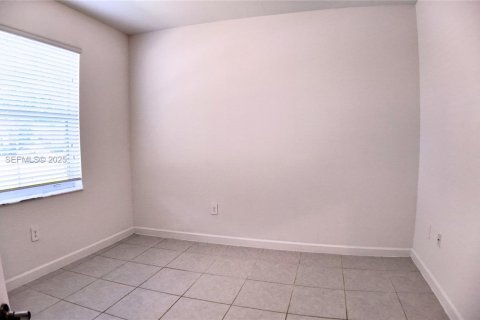 Villa ou maison à louer à Homestead, Floride: 3 chambres, 123.37 m2 № 1986968 - photo 6