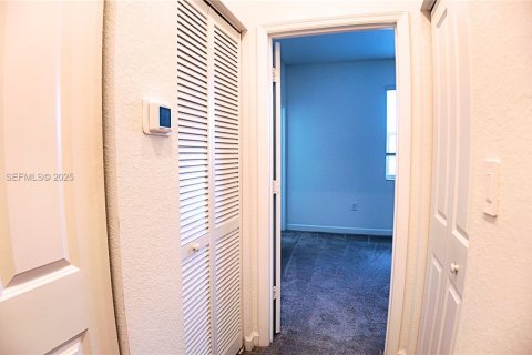 Villa ou maison à louer à Homestead, Floride: 3 chambres, 123.37 m2 № 1986968 - photo 17